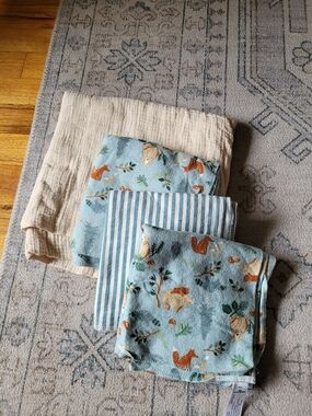 Set of Soft Baby Blankets in Light Blue & Cream & Woodland Animal Print